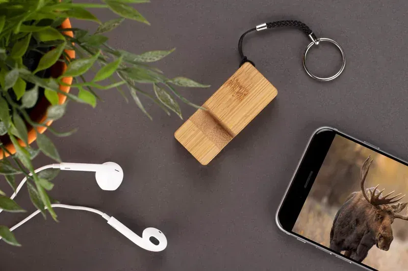 Breloc din bambus cu suport pentru telefon STELO