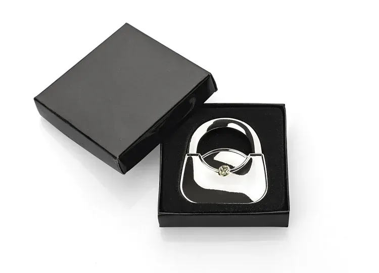 Maner din metal pliabil cu functie de cuier LADY