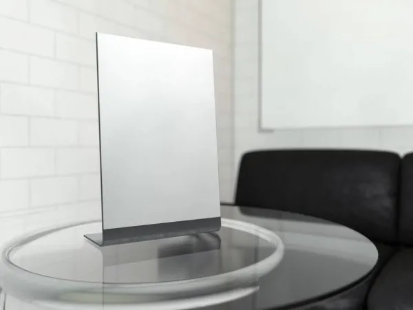 L Display din plexiglass
