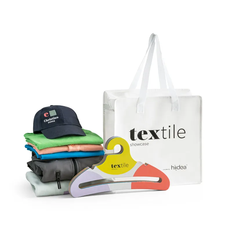 Set demonstrativ textile