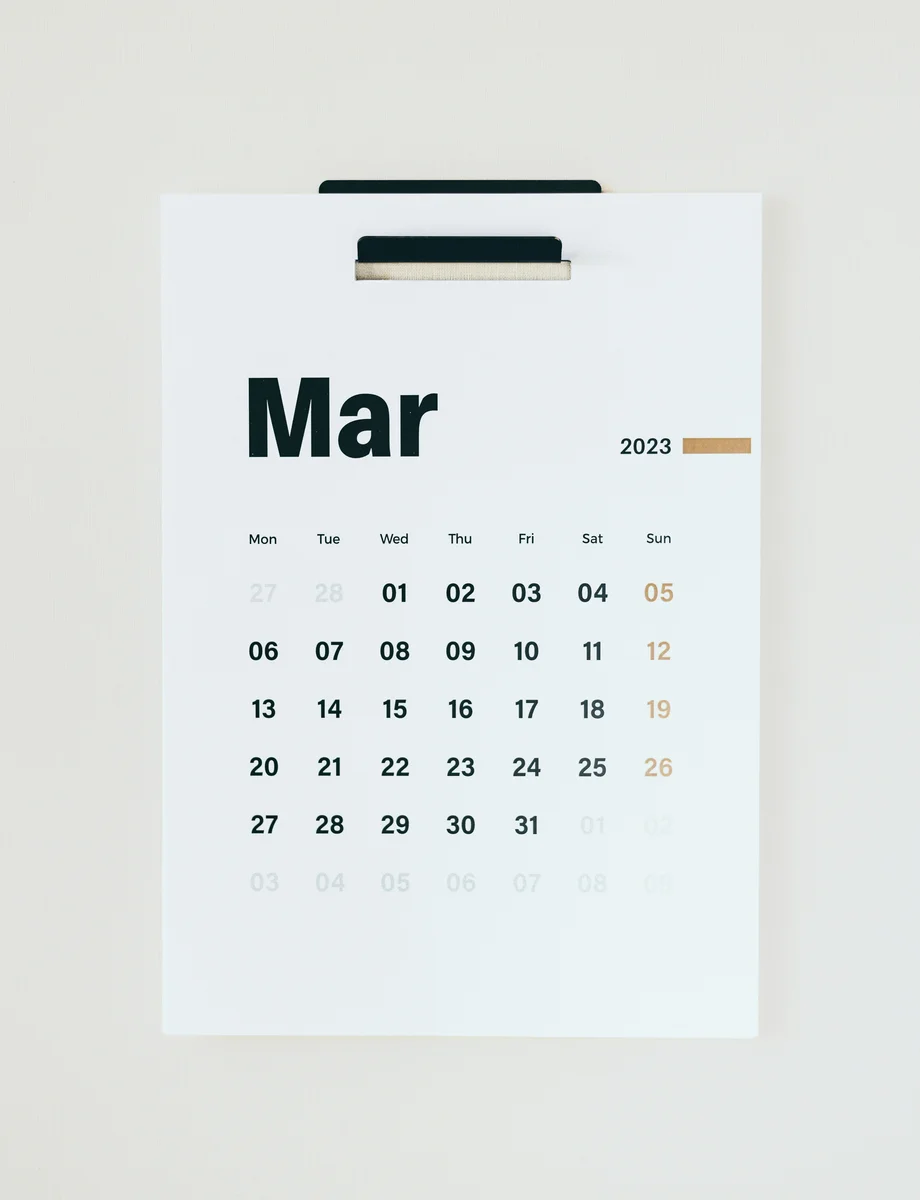 Design calendar de masa 13 foi (foto: unsplash / Behnam Norouzi, Unsplash License (free to use))