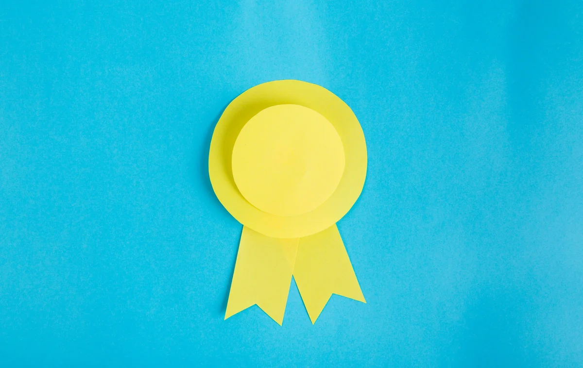 Design medalie (foto: unsplash / Brands&People, Unsplash License (free to use))