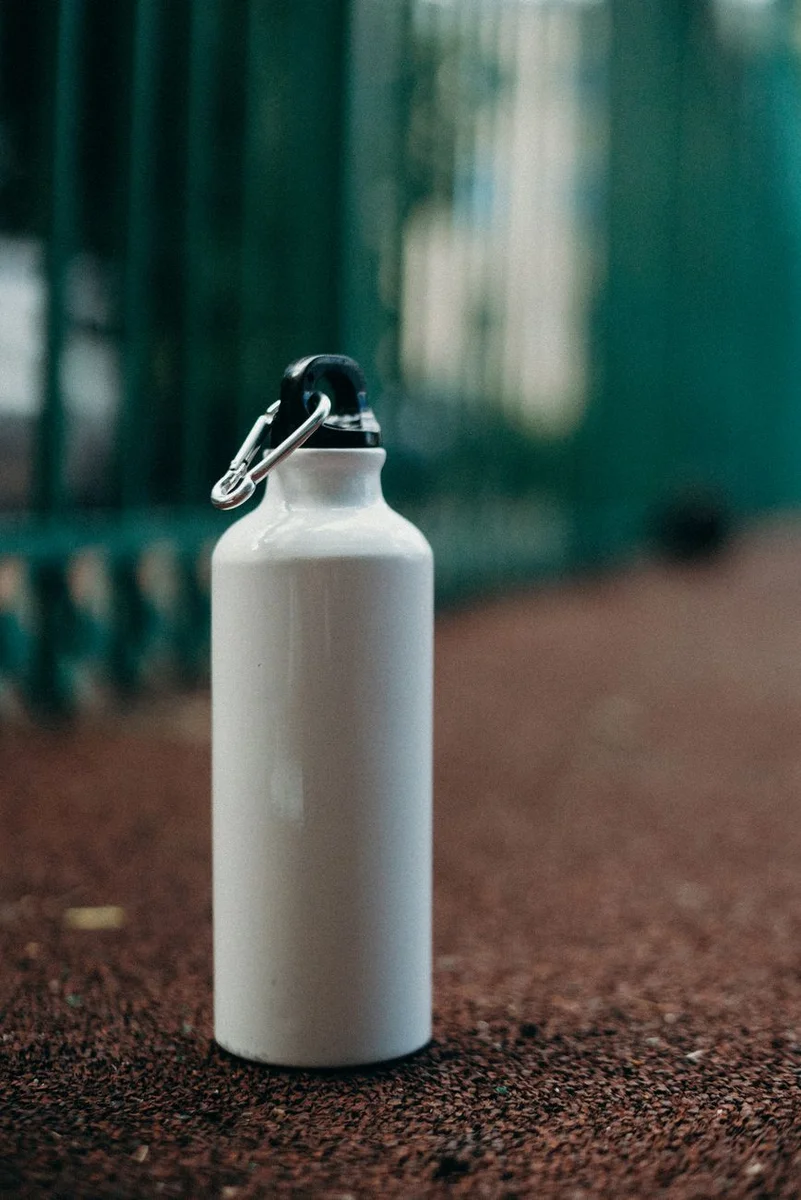 Butelie din aluminiu sport CAMPUS MAXI, 750ml — 41.107.90 white (foto: pexels / cottonbro studio, Pexels License (free to use))